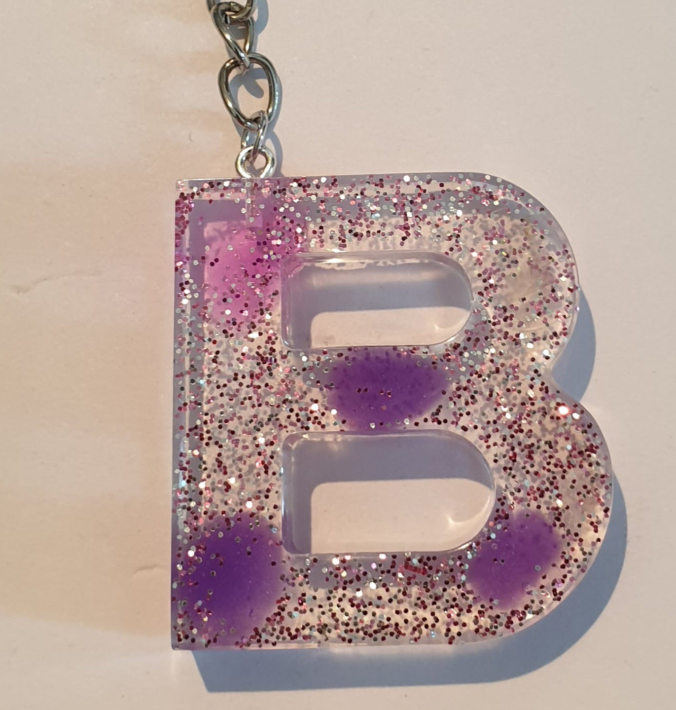 Porte-clés avec lettre B en métal — Gevcen